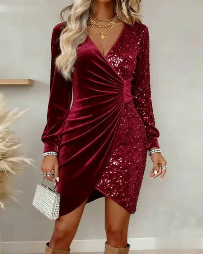 Ava | Sexy velvet dress with sequins and a V-neck