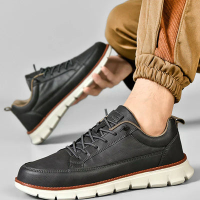 Vittorio Flexi Leather Sneakers