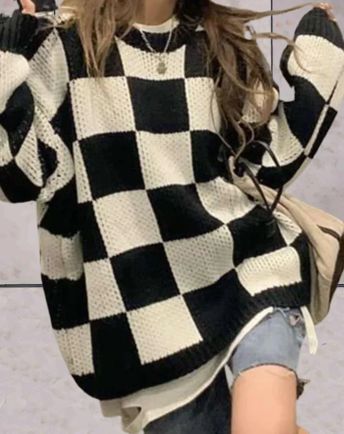 Amara - Checkered Sweater