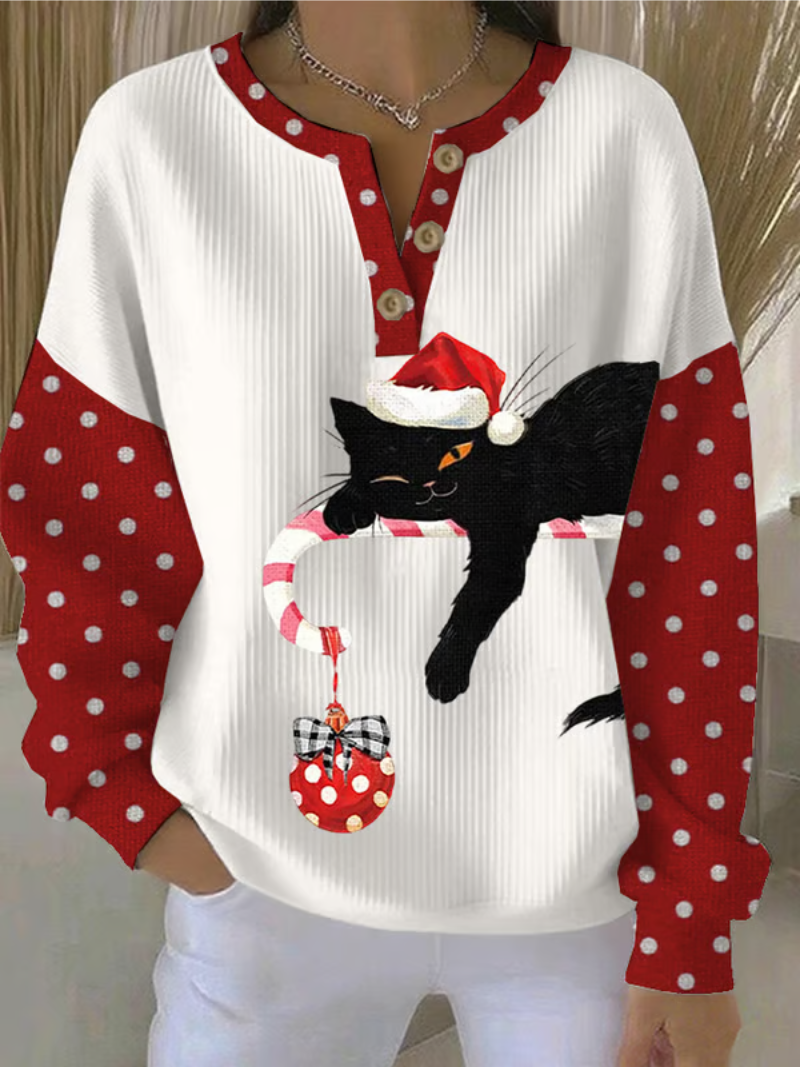 Alicia - Christmas Sweater with Cat