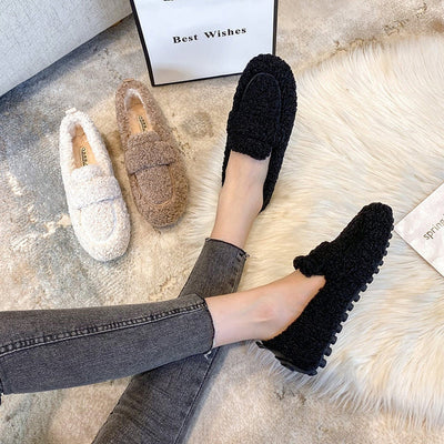 Solenne | Elegant and Warm Slippers for Home