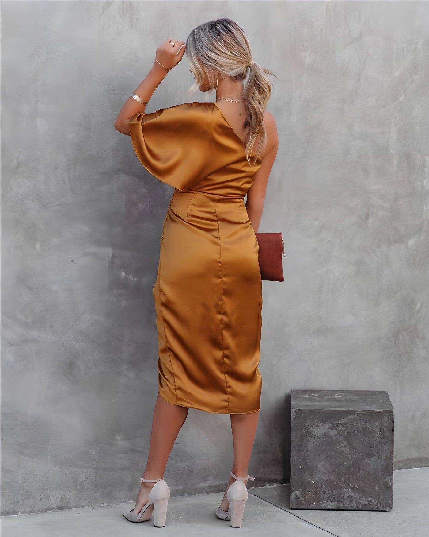 Celeste - Midi Dress