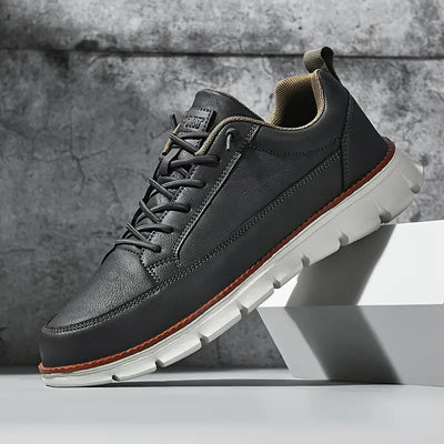 Vittorio Flexi Leather Sneakers