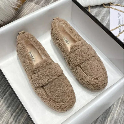 Solenne | Elegant and Warm Slippers for Home