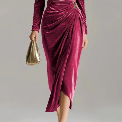 Renata - Elegant Long Velvet Dress